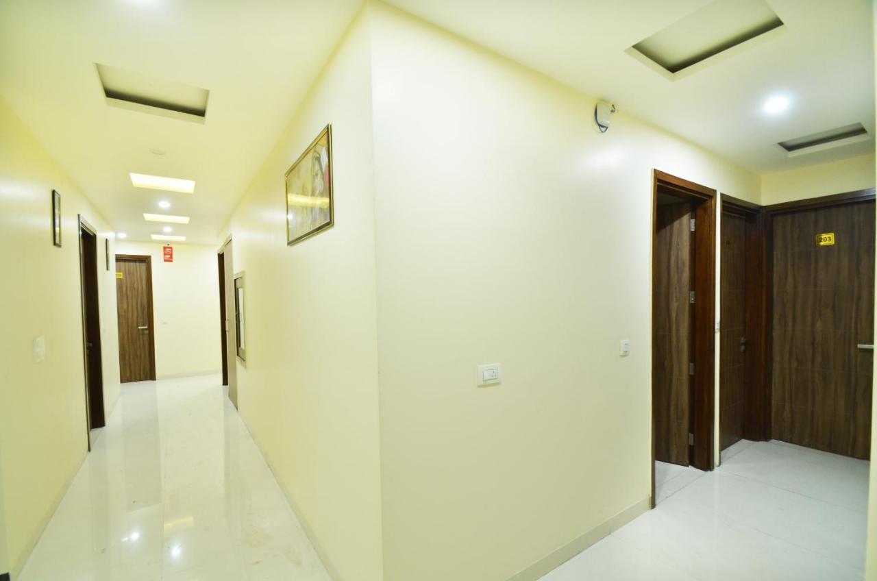 Capital O 8510 Welcome Inn Amritsar Zewnętrze zdjęcie